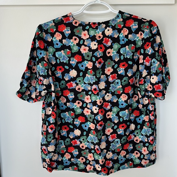 Floral short-sleeve blouse - Picture 2 of 8